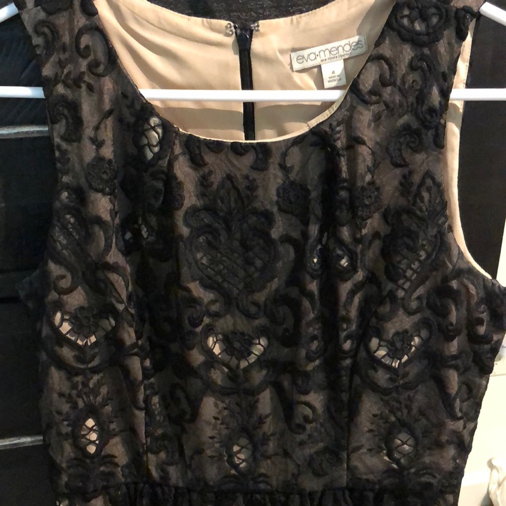 Dress - Picture 2 of 2